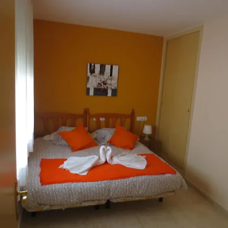Апартаменты Apartaments Can Claudi Тосса-де-Мар