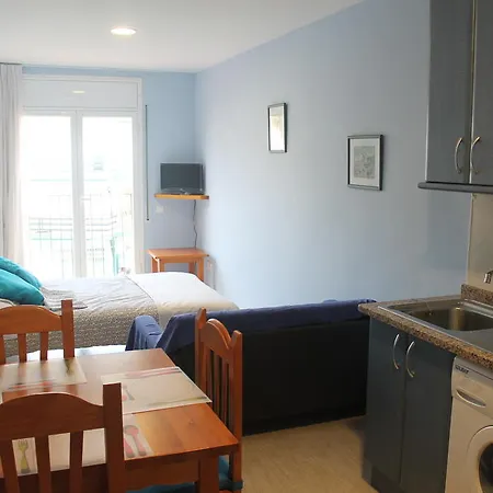 Apartaments Can Claudi Тосса-де-Мар