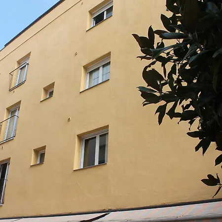 Apartaments Can Claudi